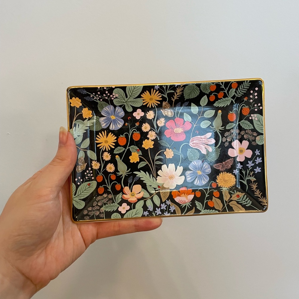 Rifle paper, Co. Strawberry Fields porcelain catch all jewelry tray